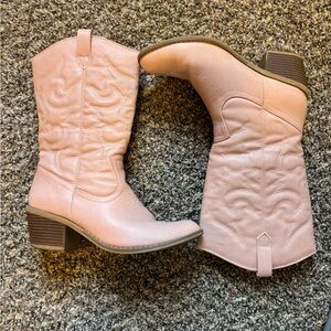 Charles Albert Blush Heeled Western Boots
